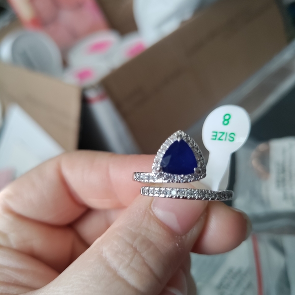 Size 8 Bomb Party Sapphire Ring - Picture 5 of 6